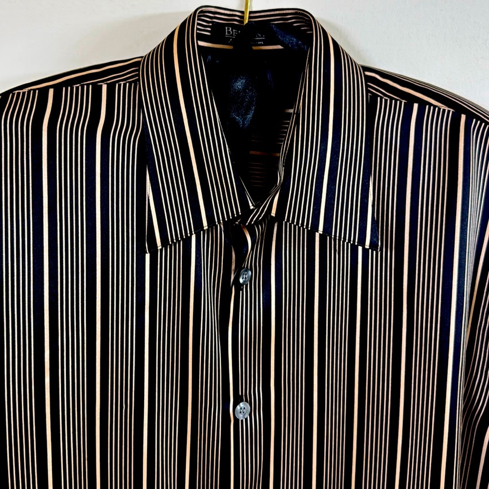 100% Silk Bernini Platinum Shirt - Medium.  EXCELLENT Condition!